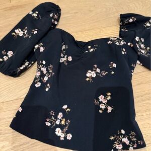 Abercrombie & Fitch Navy Floral Top Square neck XXS